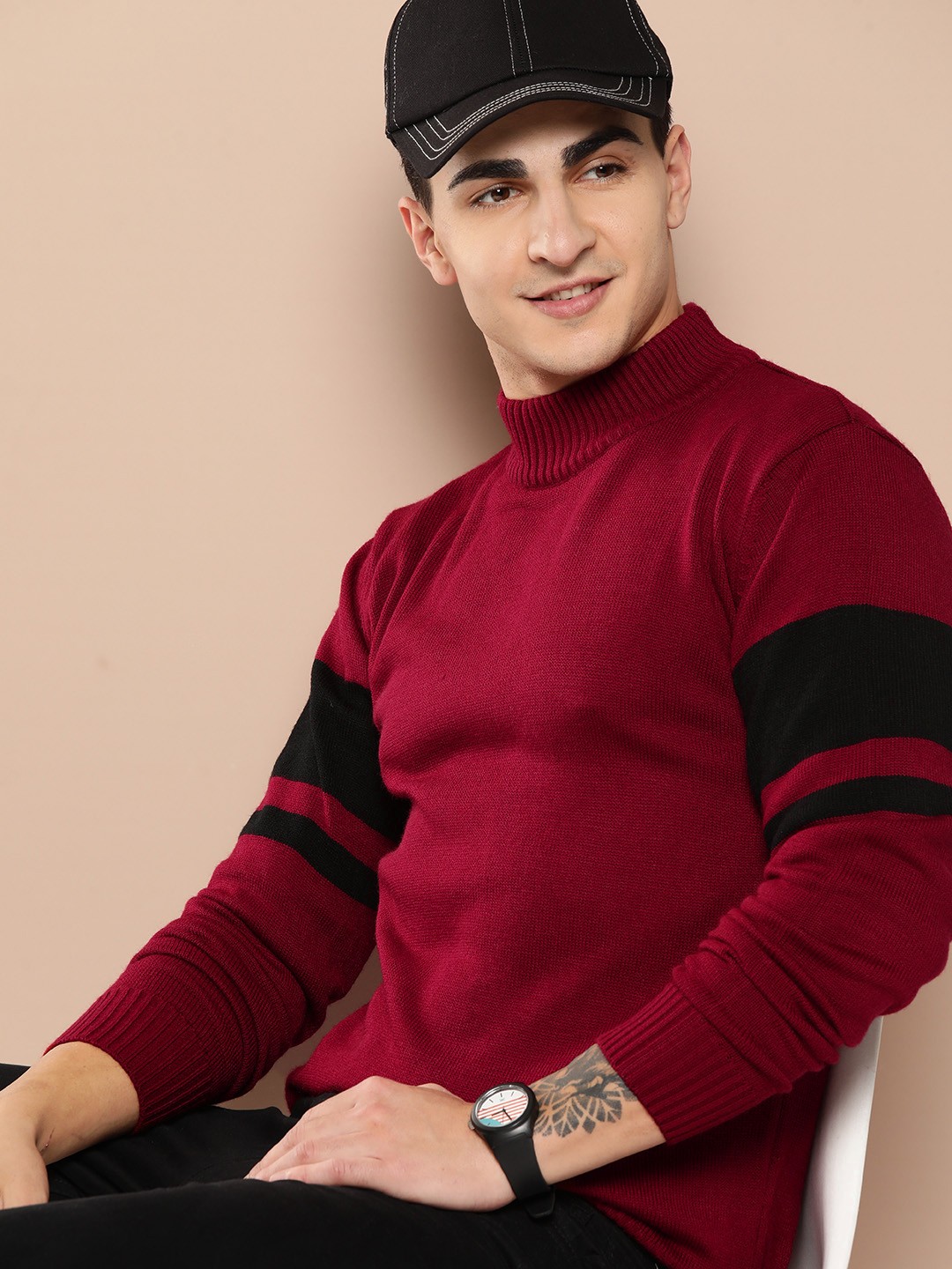

HERE&NOW Men Solid Pullover, Red