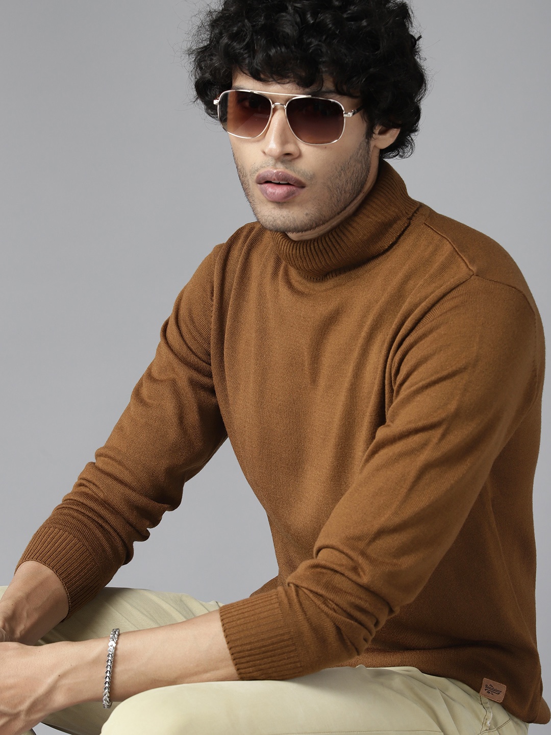 

The Roadster Lifestyle Co. Turtle Neck Acrylic Pullover, Brown