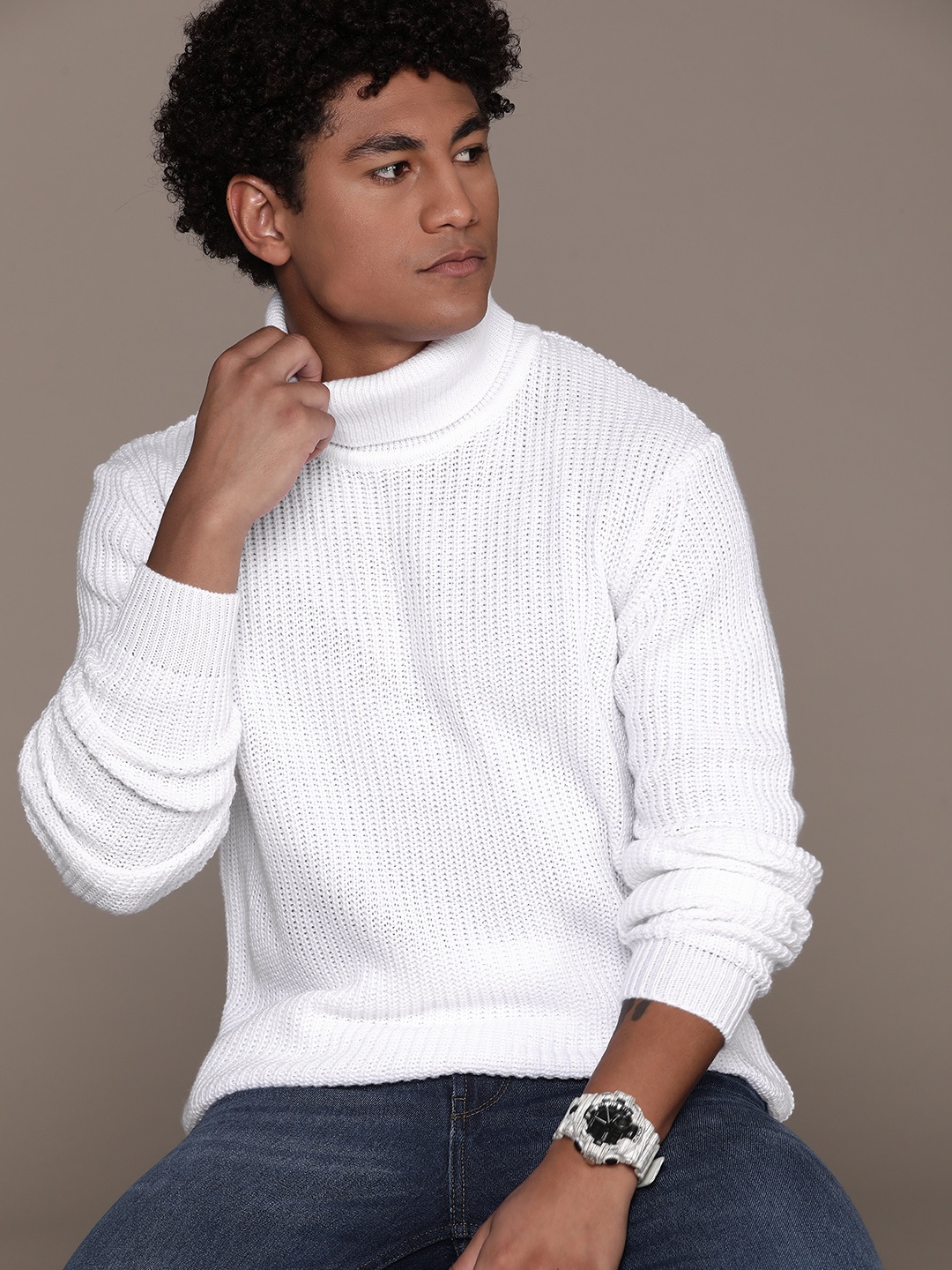 

The Roadster Lifestyle Co. Solid Turtle Neck Acrylic Pullover, White