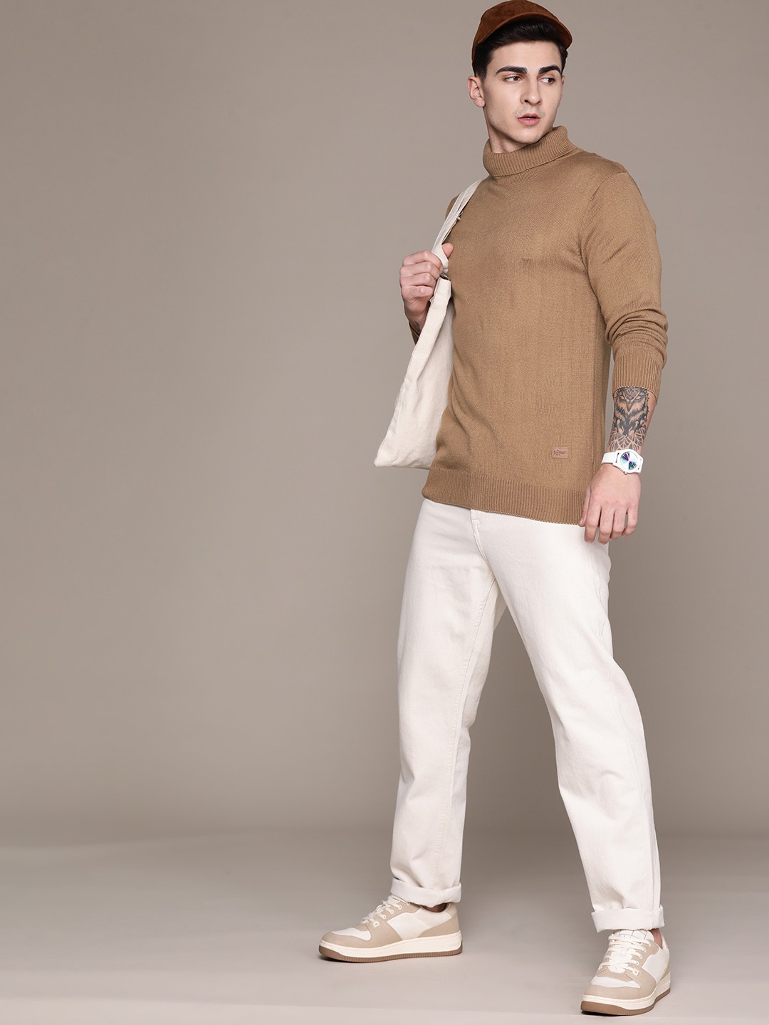 

The Roadster Lifestyle Co. Acrylic Turtle Neck Pullover, Beige