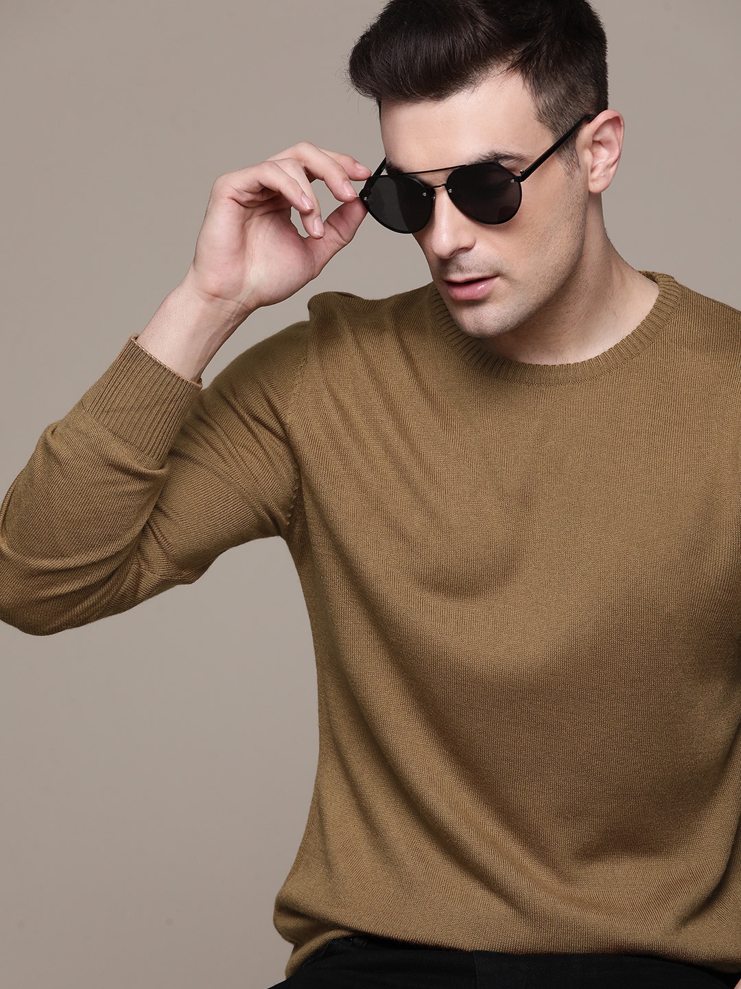 

The Roadster Lifestyle Co. Round Neck Acrylic Pullover, Brown