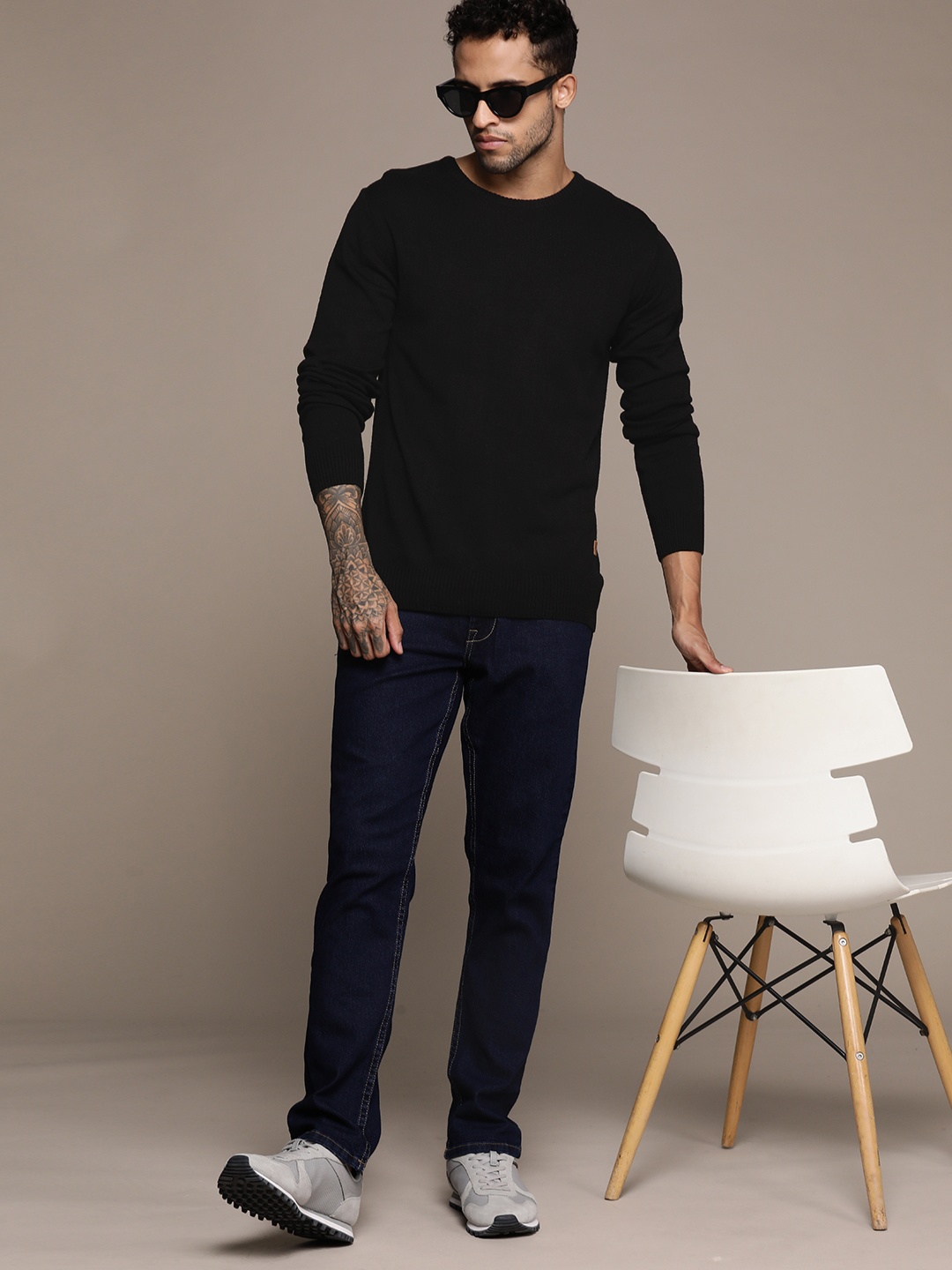 

The Roadster Lifestyle Co. Solid Acrylic Pullover, Black