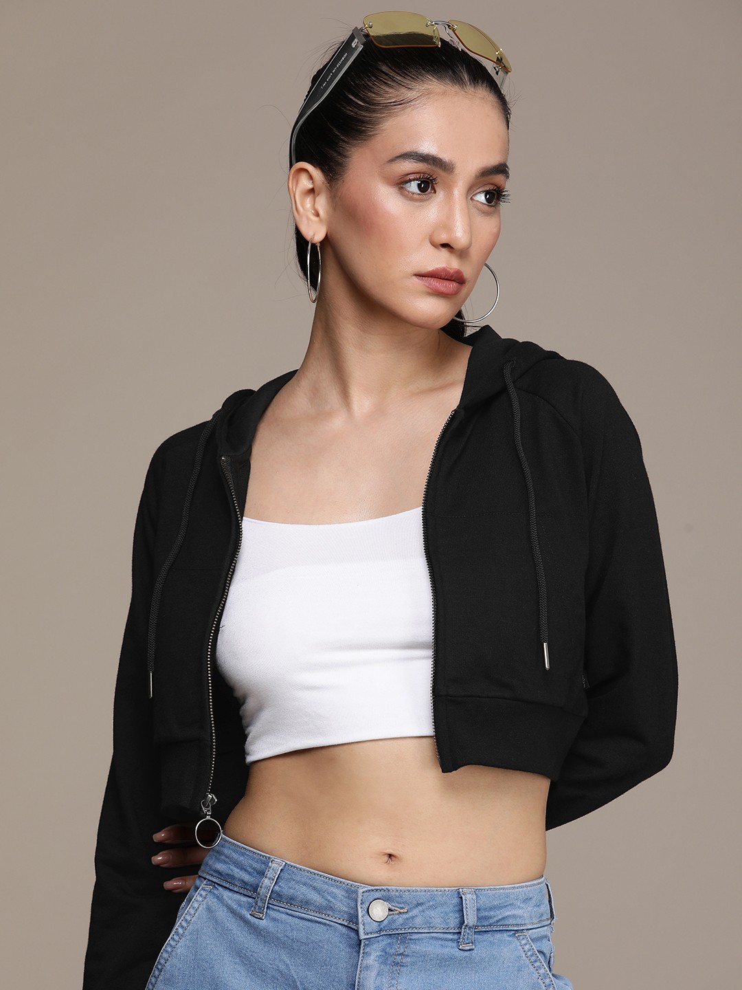

The Roadster Life Co. Solid Front Open Hooded Crop Sweatshirt, Black