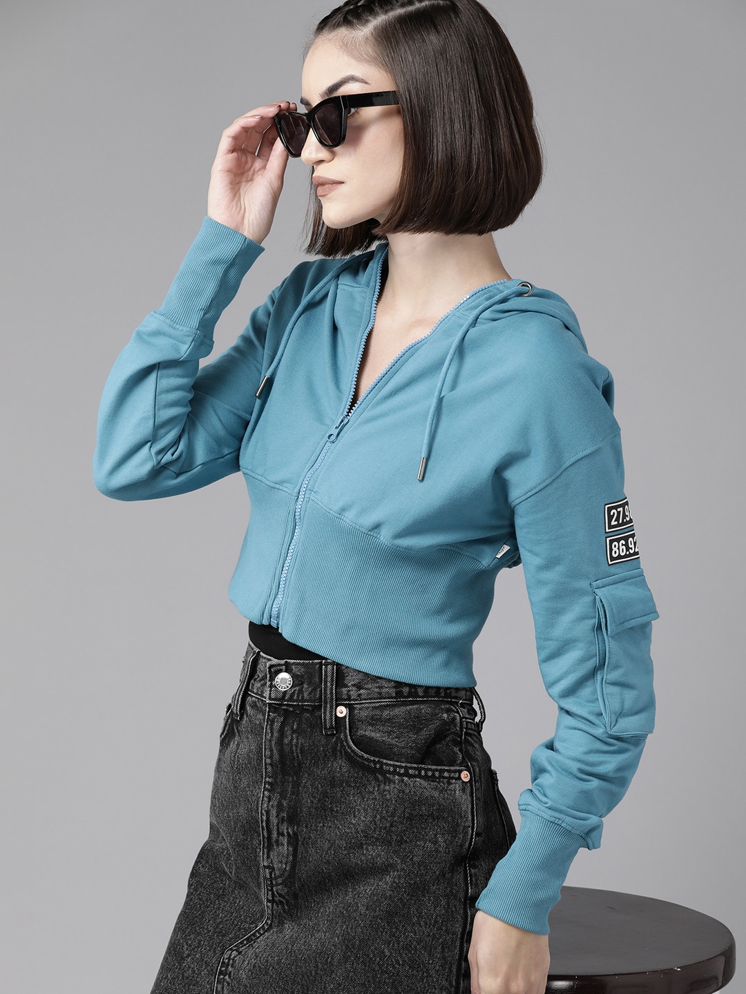

The Roadster Lifestyle Co. Hooded Crop Sweatshirt with Pockets, Blue