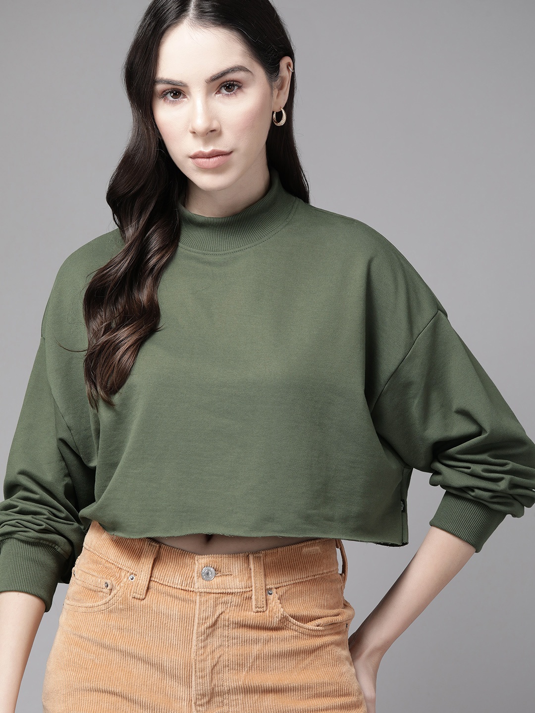 

The Roadster Lifestyle Co. Solid Crop Sweatshirt, Olive