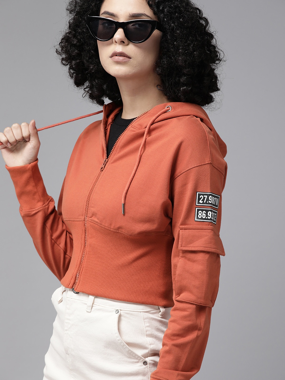 

The Roadster Lifestyle Co. Crop Hooded Sweatshirt With Pocket Detail, Rust