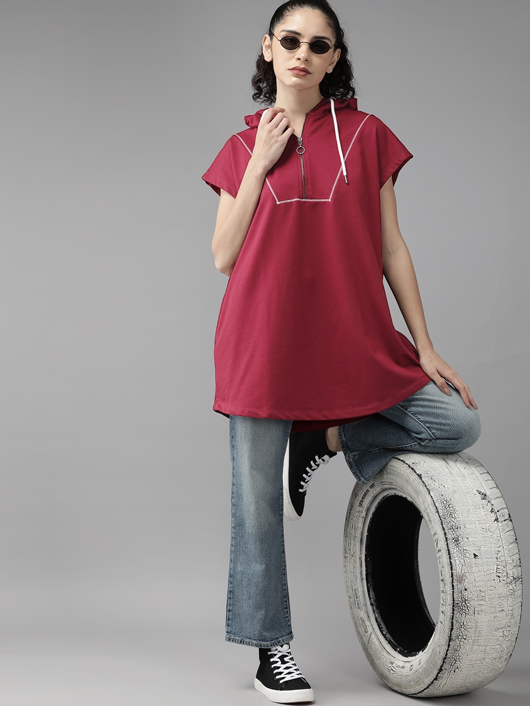 

The Roadster Lifestyle Co. Oversized Boxy Hooded Sweatshirt, Maroon