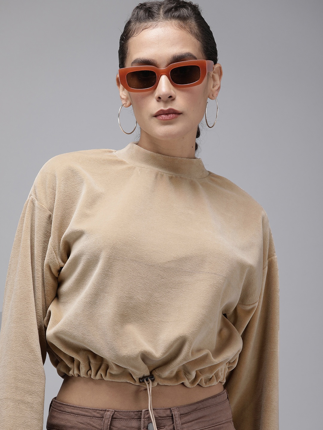 

The Roadster Life Co. Solid Long Sleeves Velvet Finish Crop Sweatshirt, Khaki