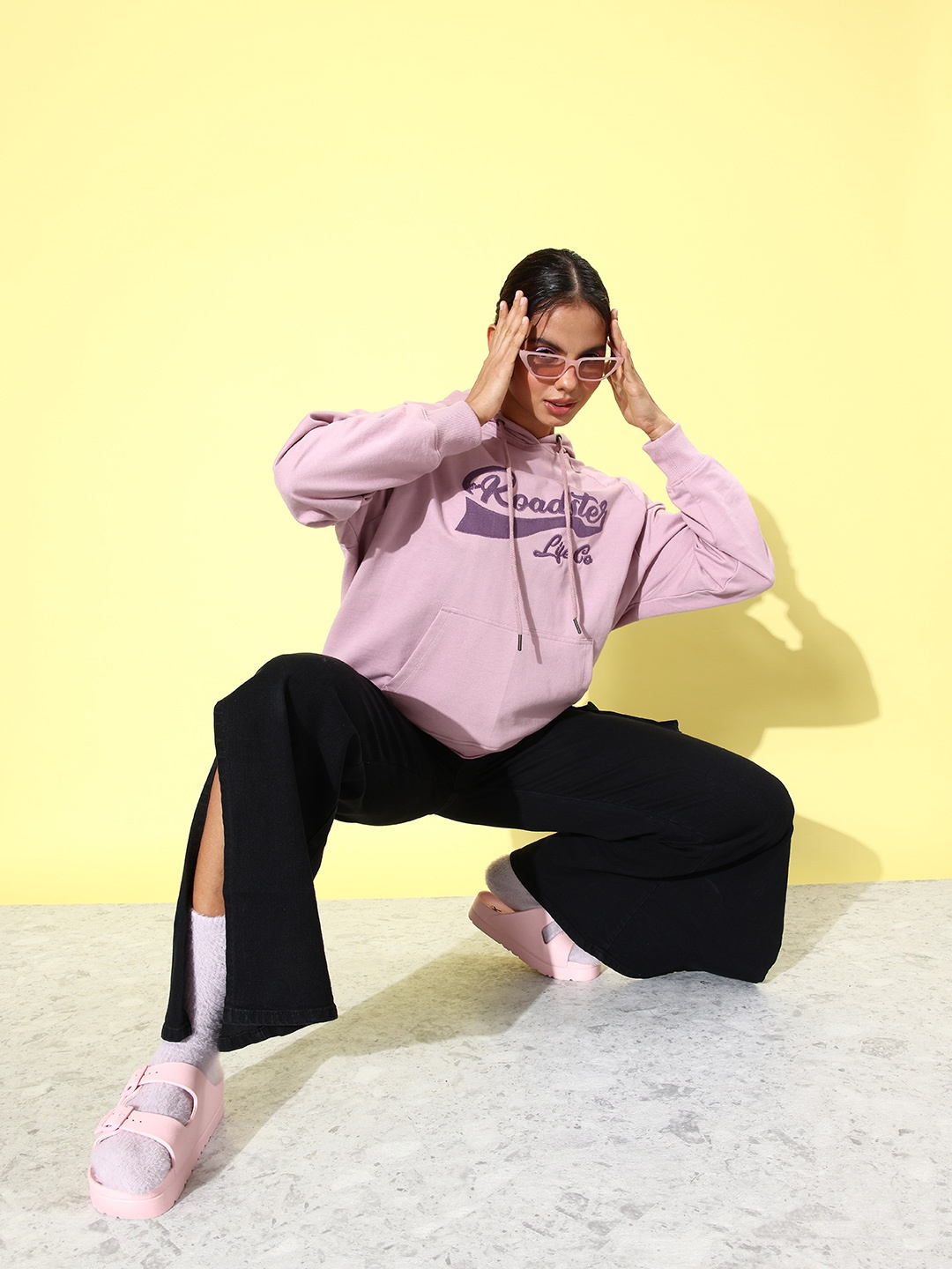 

The Roadster Life Co. Brand Logo Self Design Oversized Hooded Sweatshirt, Mauve