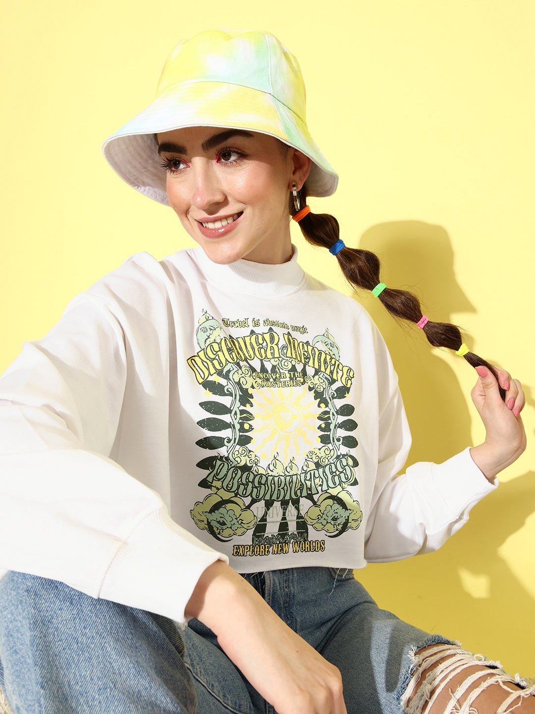 

The Roadster Lifestyle Co. Women Printed Crop Sweatshirt, White