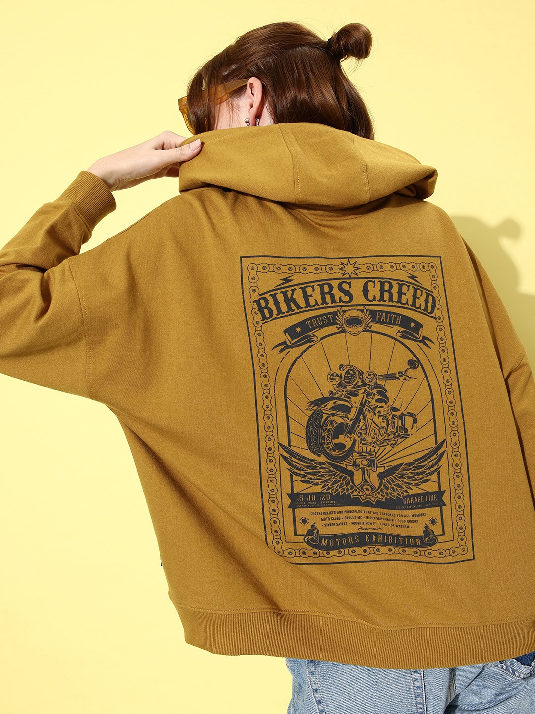 

The Roadster Life Co. Olive Green Graphic Printed Oversized Hooded Sweatshirt