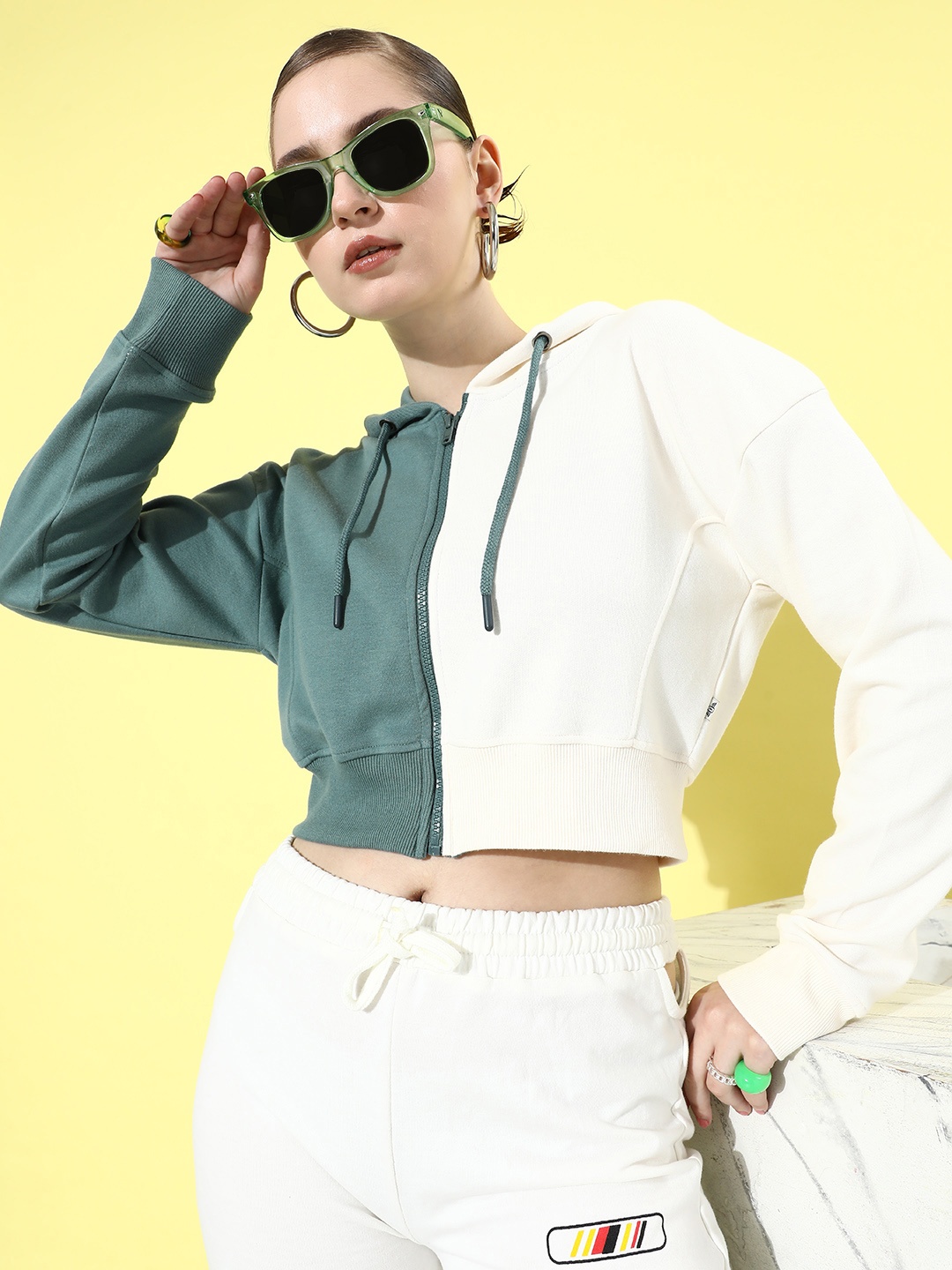 

The Roadster Life Co. Colourblocked Hooded Crop Sweatshirt, Off white