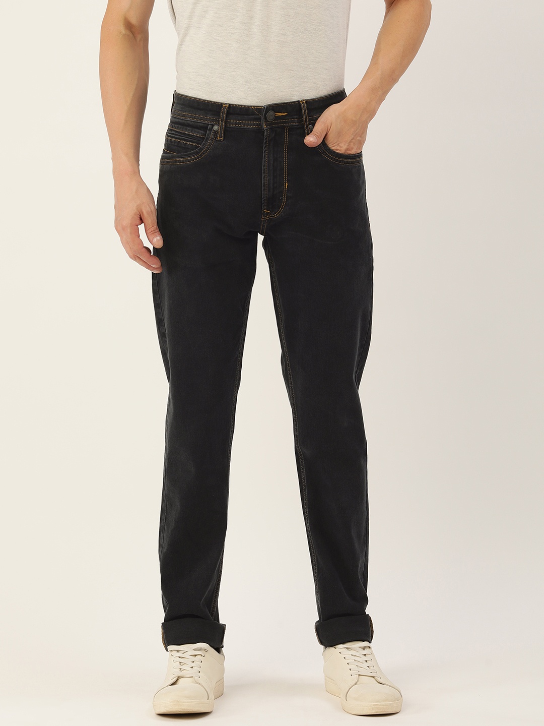 

Peter England Casuals Men Tapered Fit Stretchable Jeans, Black