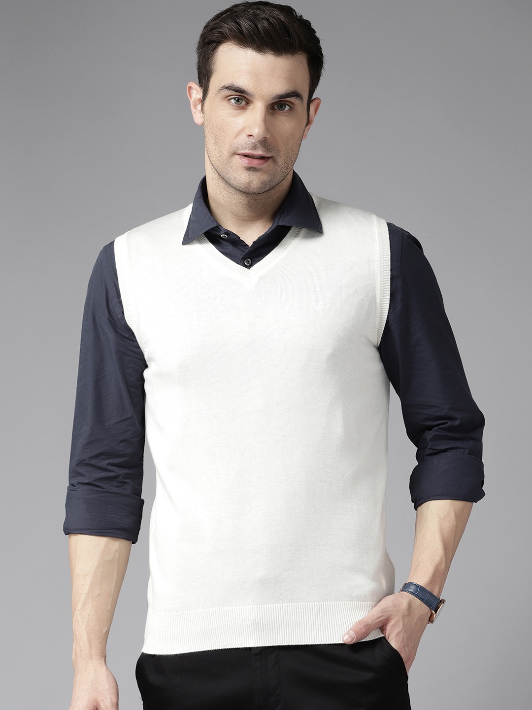 

Blackberrys Men Sleeveless Pullover, White