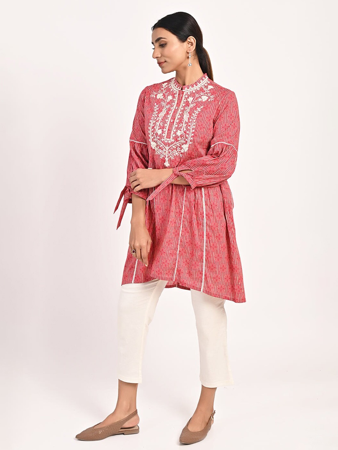 

Lakshita Floral Printed Embroidered Mandarin Collar Puff Sleeves Cotton Tunic, Red