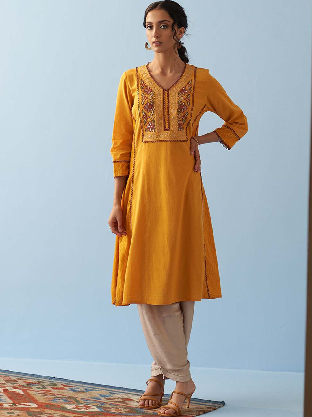 

Lakshita Floral Yoke Design V Neck Sequinned A-Line Pure Cotton Kurta, Yellow