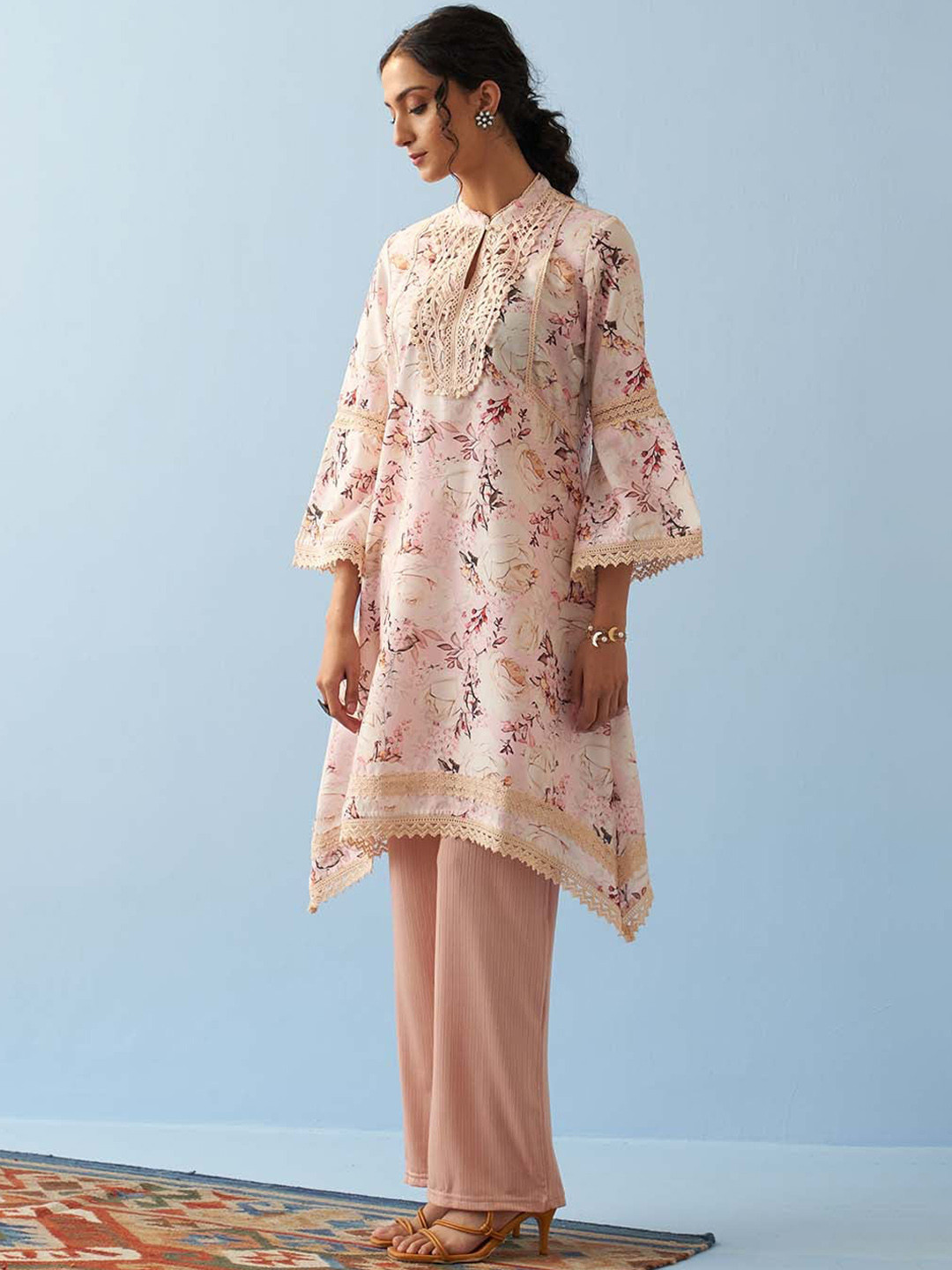 

Lakshita Floral Printed Band Collar Flared Sleeves Asymmetric Pure Cotton Kurta, Pink