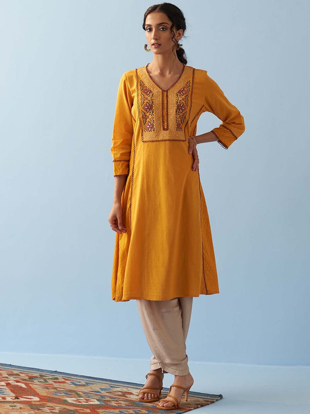 

Lakshita Floral Yoke Design V Neck Sequinned A-Line Pure Cotton Kurta, Yellow