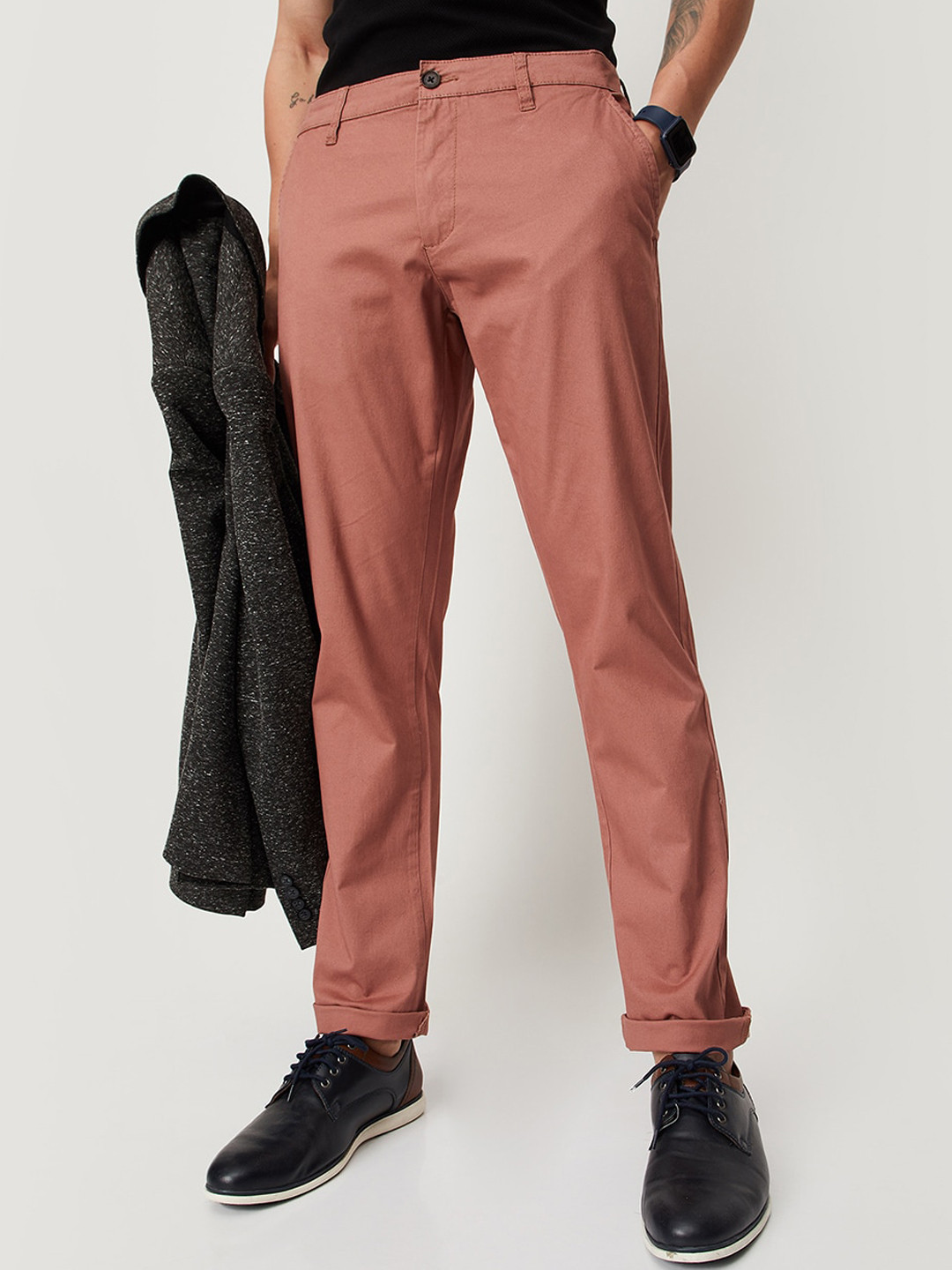 

max Men Mid-Rise Regular Trousers, Rust