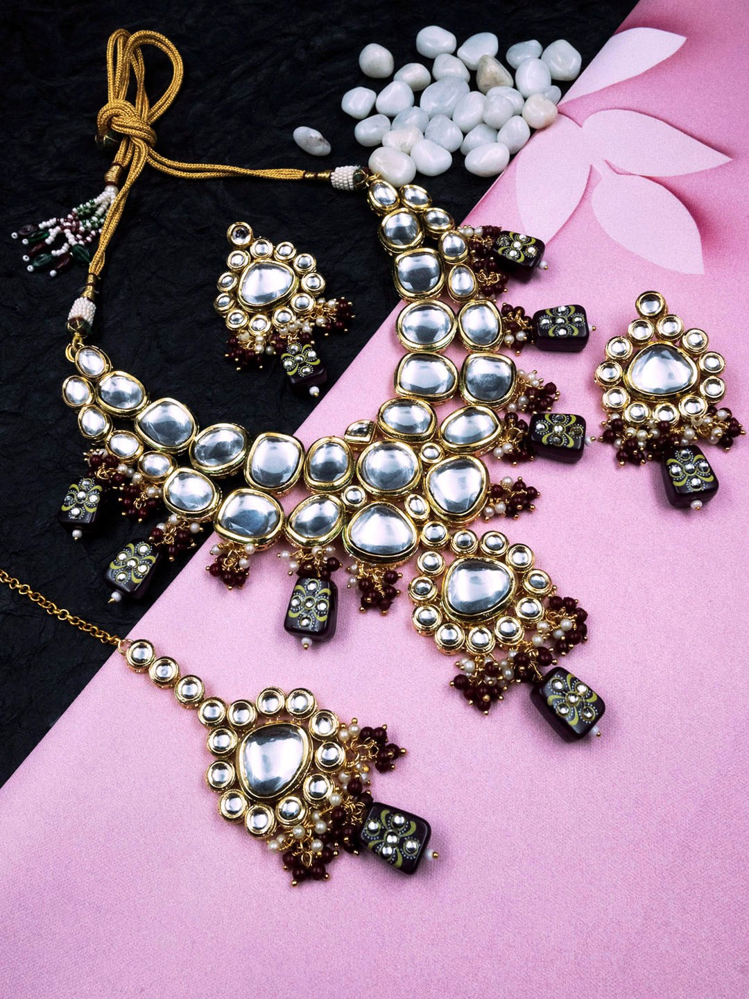 

StileAdda Gold-Plated Kundan Studded Necklace & Earrings