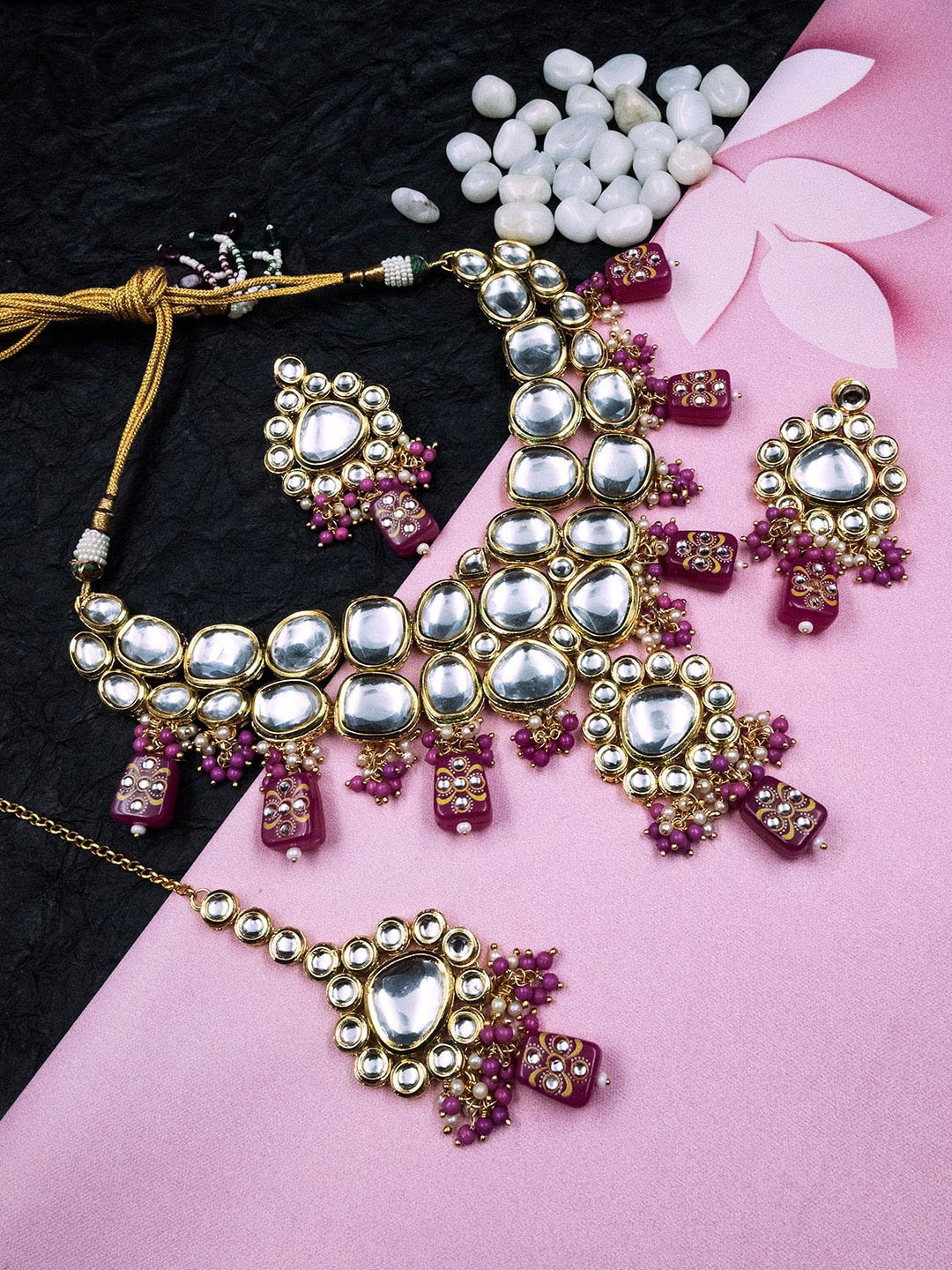 

StileAdda Gold-Plated Kundan-Studded Necklace & Earrings, Pink