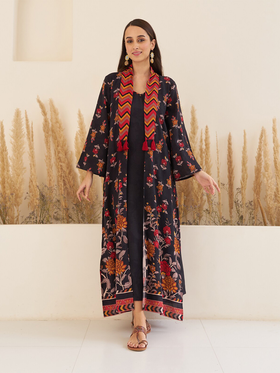 

Rustorange Shoulder Strap A-Line Maxi Ethnic Dress With Printed Long Shrug, Black