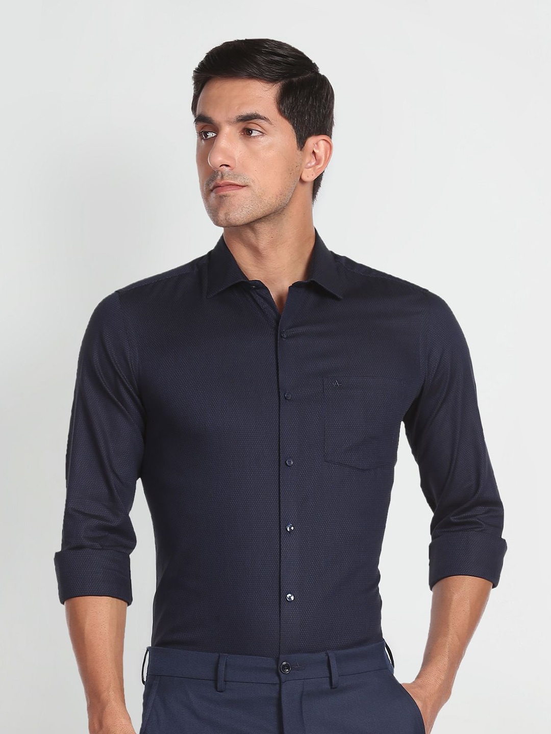 

Arrow Slim Fit Self Design Pure Cotton Formal Shirt, Black