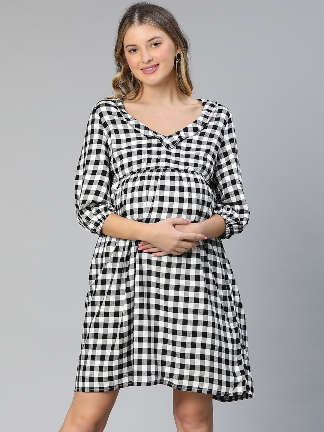 

Oxolloxo Checked V-Neck Crepe Maternity A-Line Dress, Black