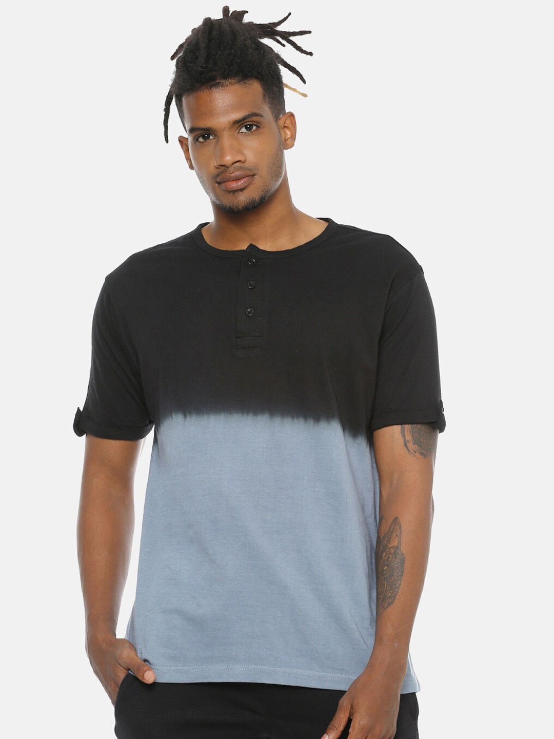 

Campus Sutra Black & Grey Tie & Dye Henley Neck Cotton T-shirt