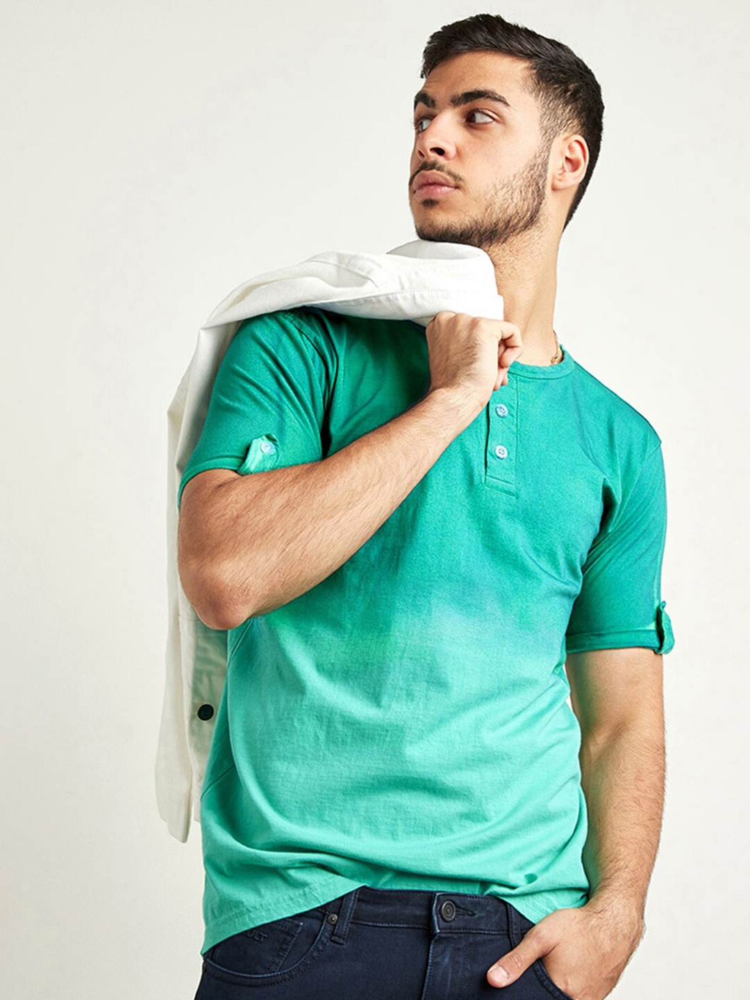 

Campus Sutra Sea Green Tie & Dye Henley Neck Cotton T-shirt