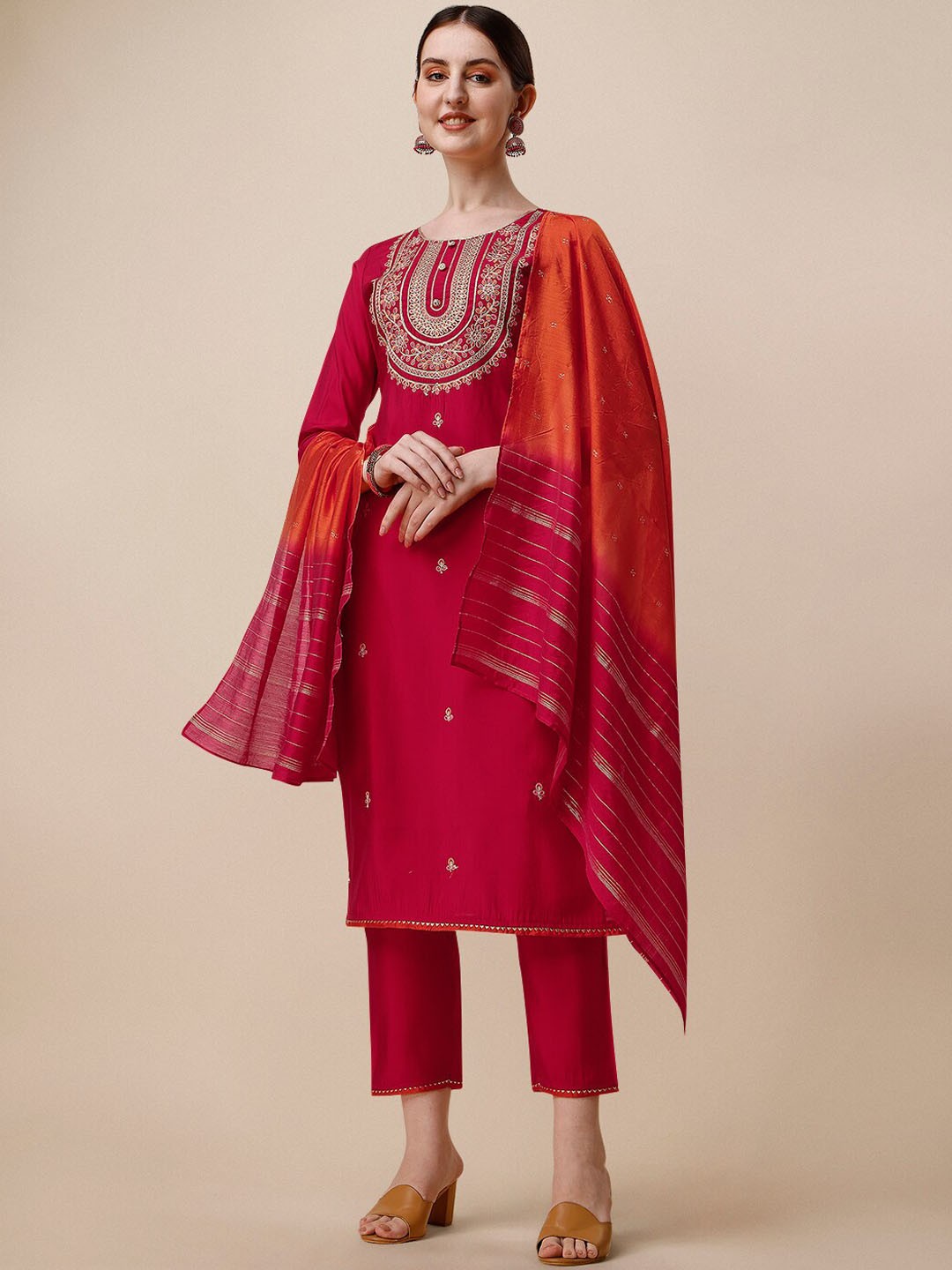 

Berrylicious Floral Embroidered Chanderi Cotton Kurta with Trousers & With, Pink