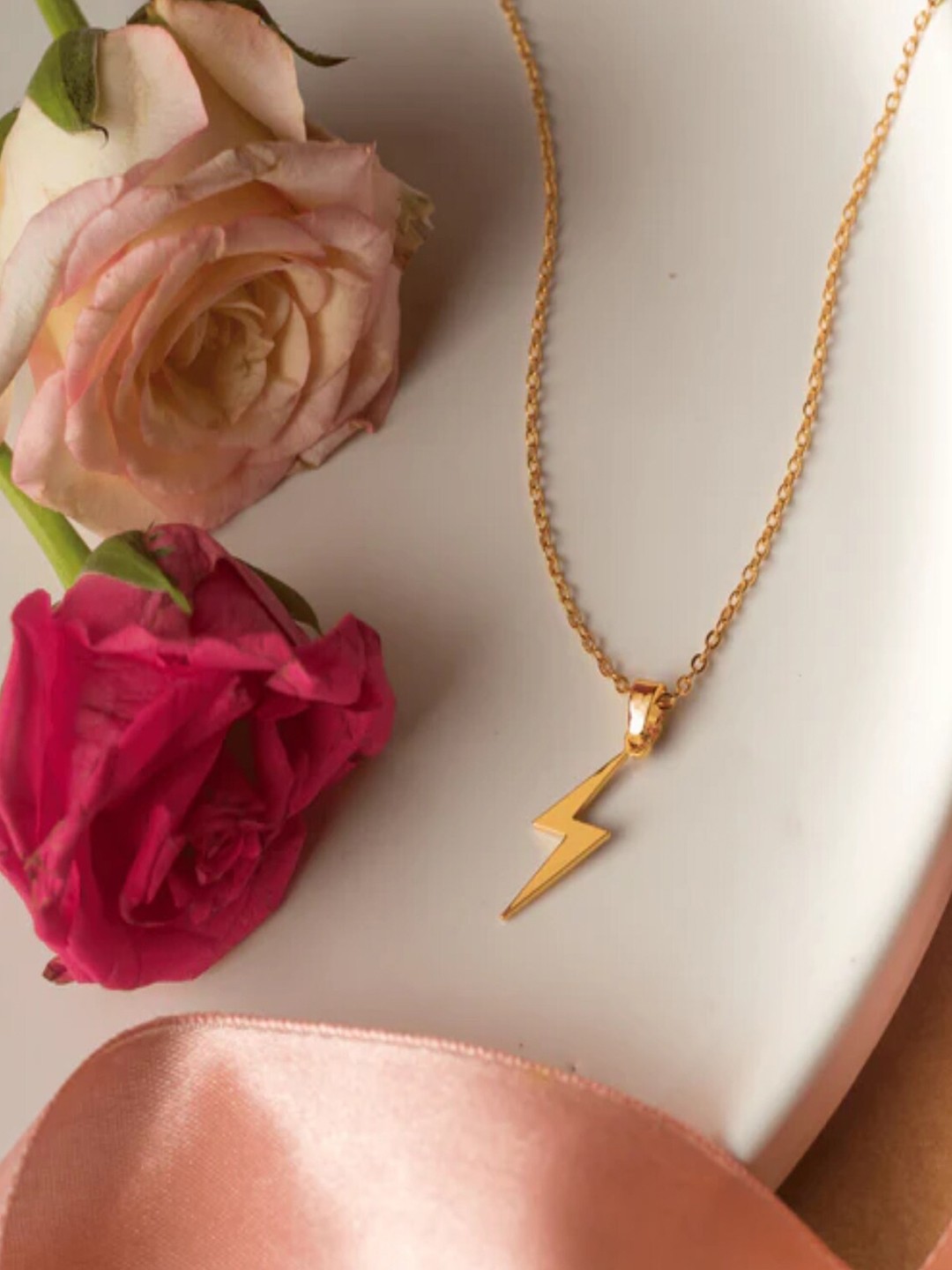 

Silver Shine Gold-Plated Lighting Bolt Pendant Chain