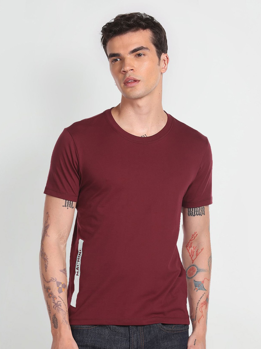 

Flying Machine Round Neck Slim Fit T-shirt, Maroon