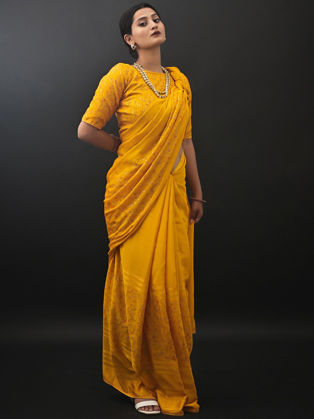 

Satrani Yellow & Red Floral Printed Zari Pure Chiffon Saree