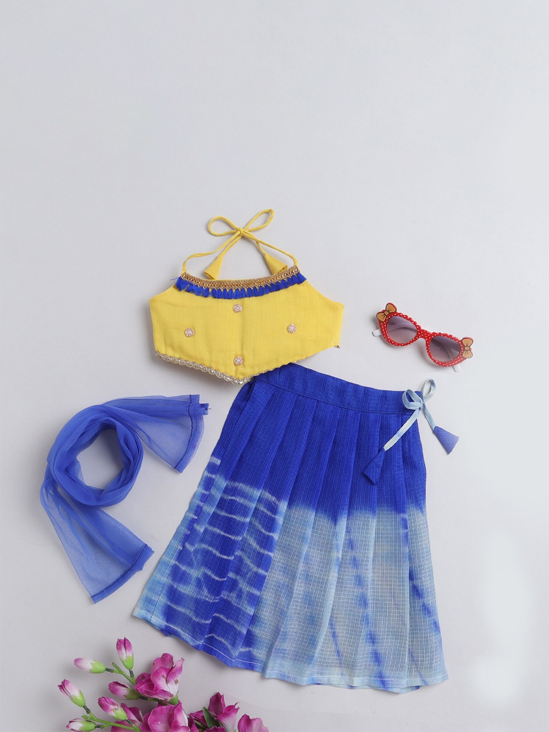 

MANY FROCKS & Girls Embellished Tie and Dye Ready to Wear Lehenga Blouse With Dupatta, Blue