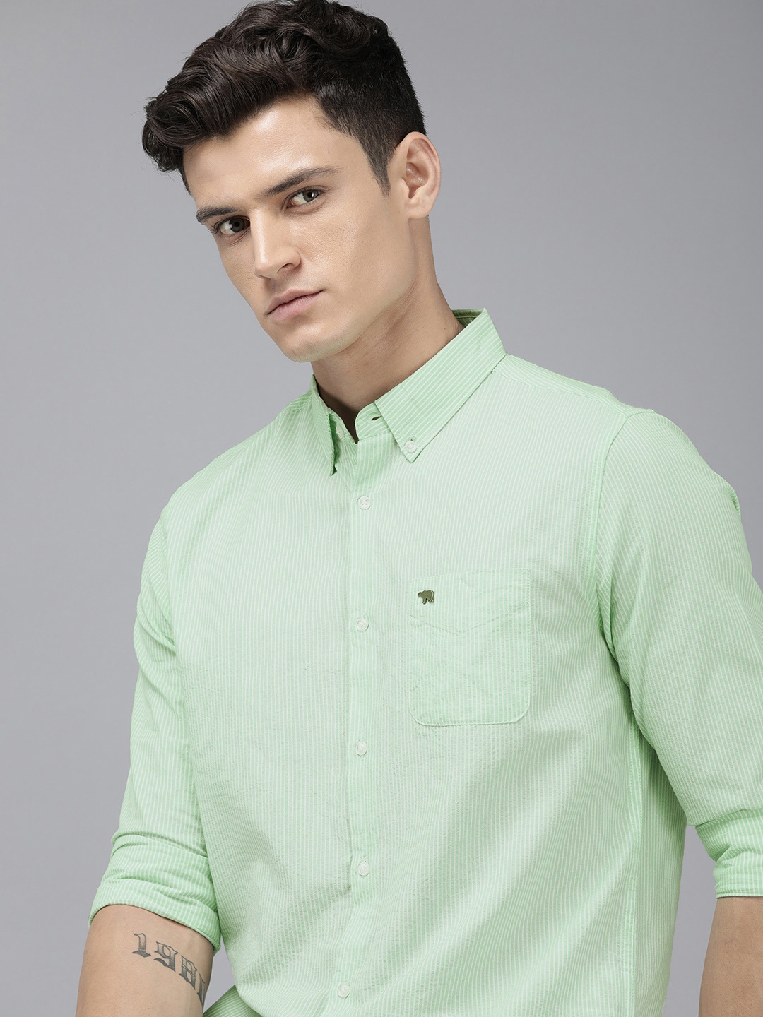 

THE BEAR HOUSE Men Slim Fit Opaque Striped Pure Cotton Casual Shirt, Sea green
