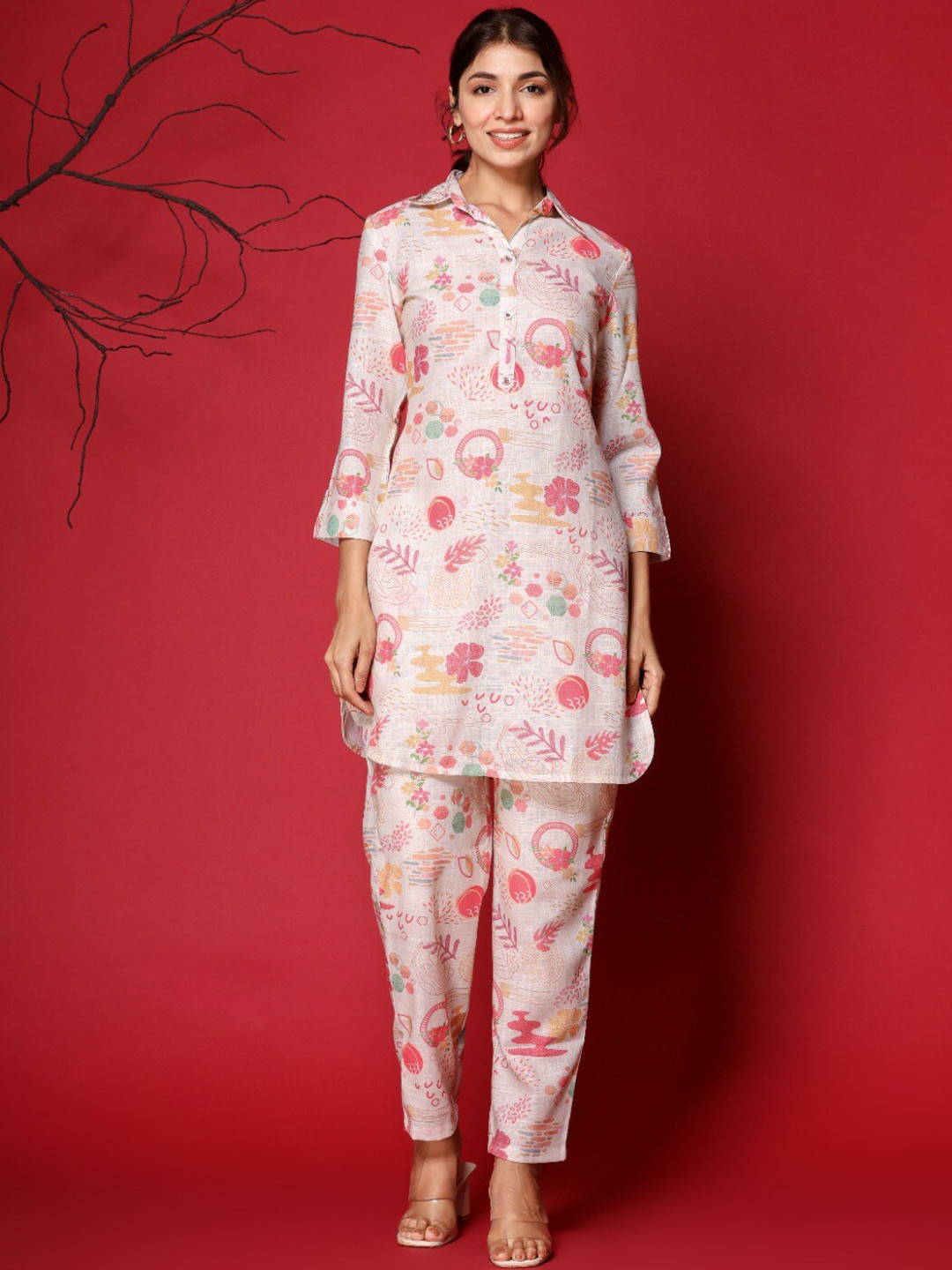 

Meena Bazaar Floral Printed Kurti With Trousers, Cream