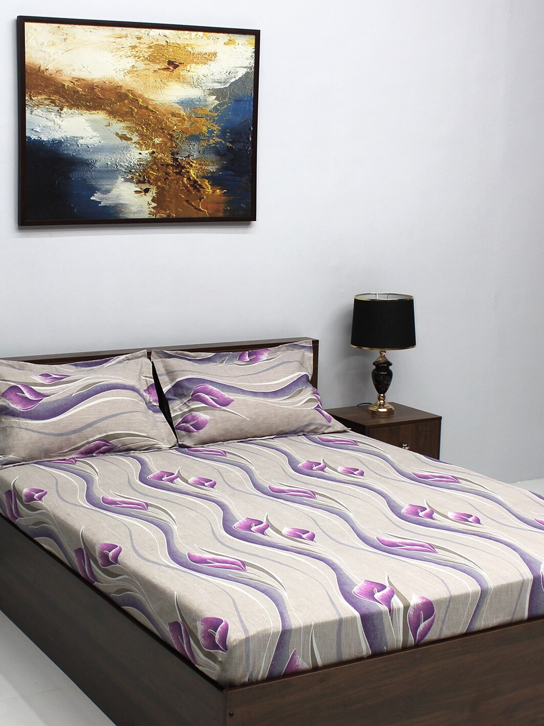 

BOMBAY DYEING Grey & Purple Floral 120 TC Queen Bedsheet With 2 Pillow Covers