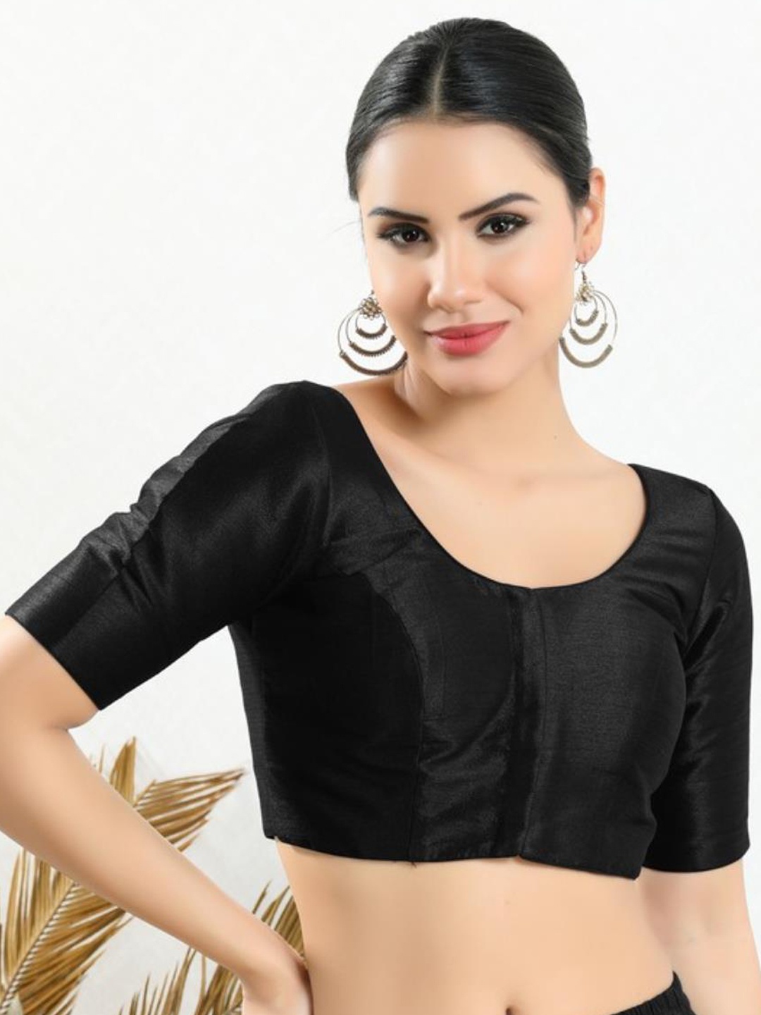 

SALWAR STUDIO Round Neck Padded Readymade Saree Blouse, Black