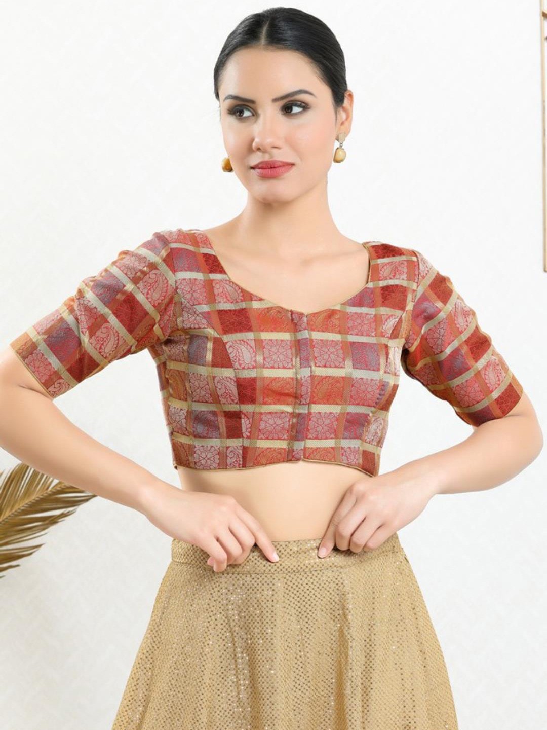 

SALWAR STUDIO Sweetheart Neck Woven Design Padded Readymade Saree Blouse, Maroon