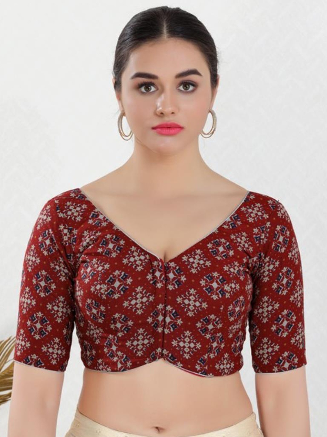 

SALWAR STUDIO V-Neck Printed Readymade Saree Blouse, Maroon