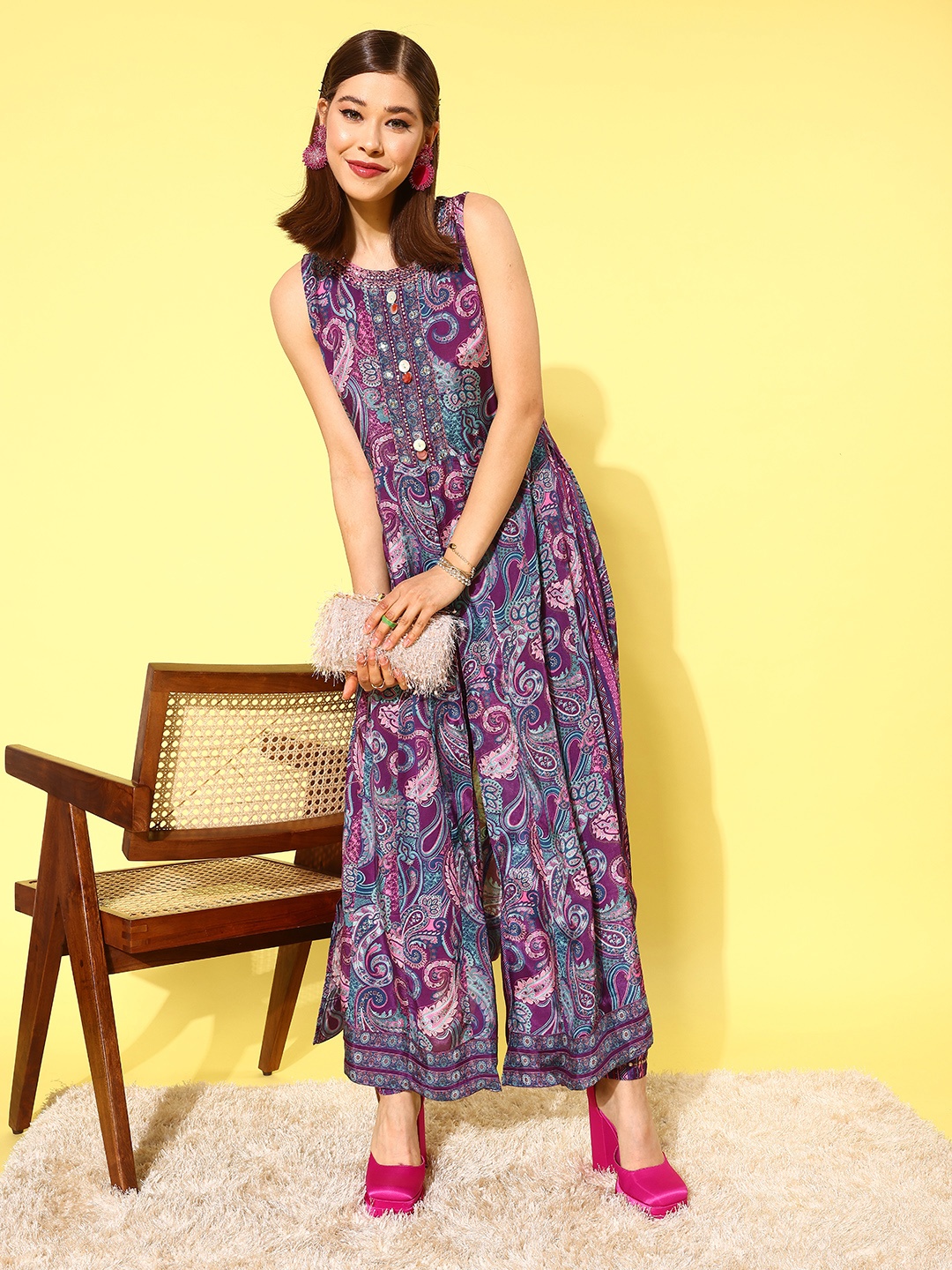 

ZOLA Women Purple Ethnic Motifs Printed High Slit Sequinned Fusion Kurta With Palazzos