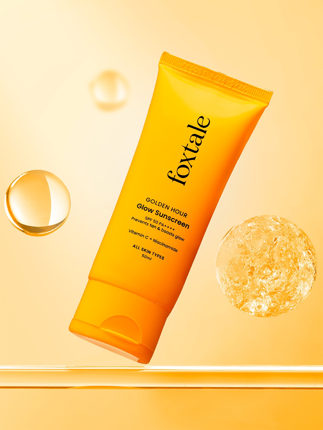 

Foxtale Glow Sunscreen SPF 50 PA++++ with Vitamin C & Niacinamide for Dewy Glow - 50ml, Na