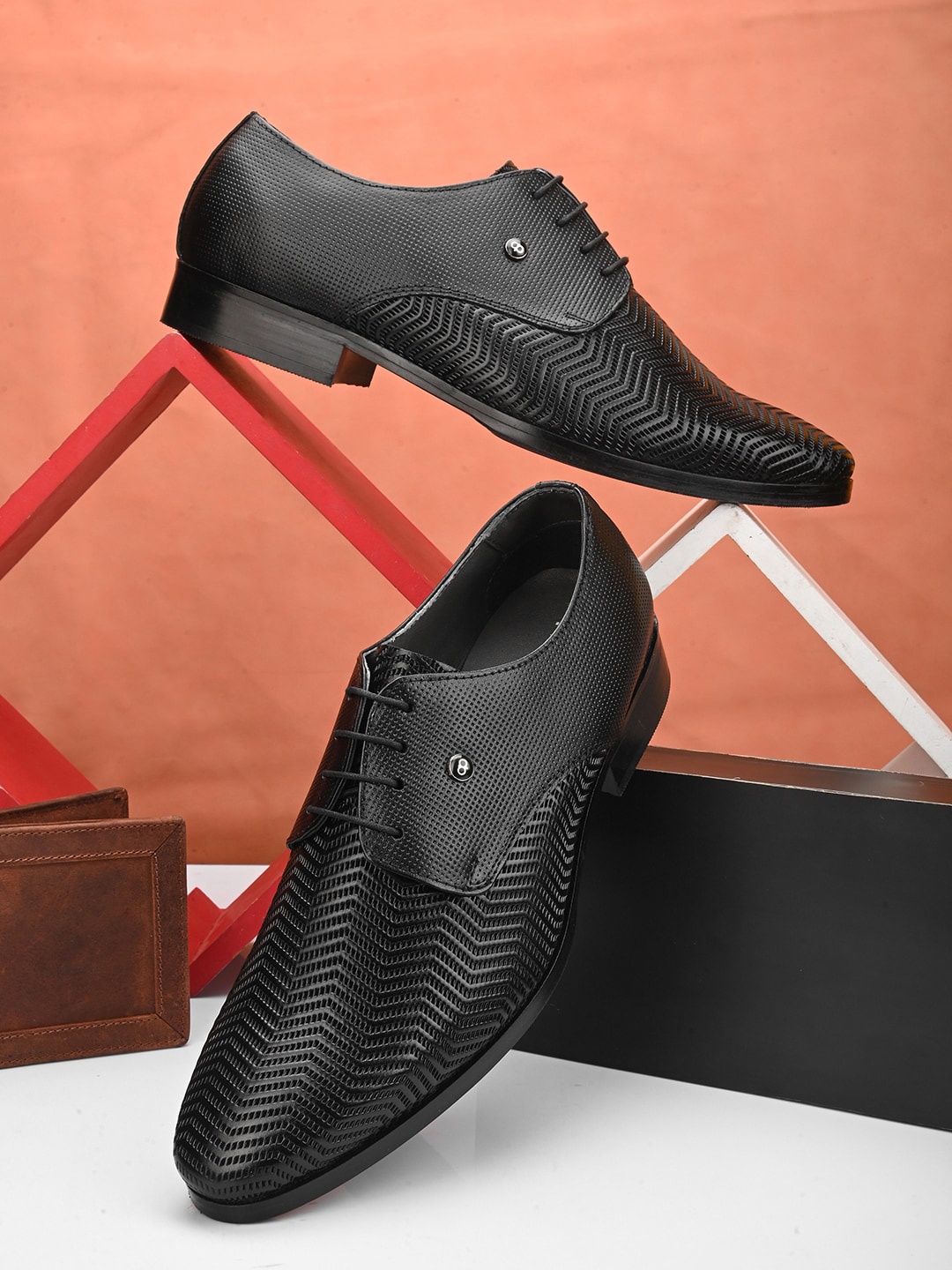 

pelle albero Men Textured Formal Derbys, Black