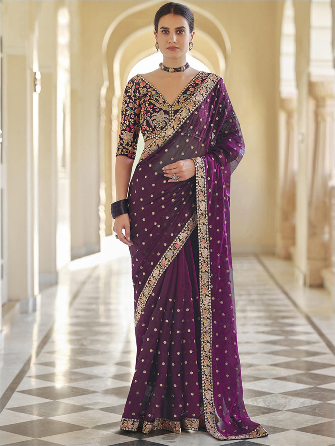 

Satrani Purple & Gold-Toned Embellished Sequinned Poly Georgette Saree