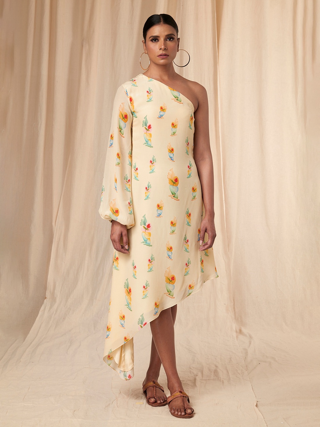 

Masaba Tanya Rock N Roll One Shoulder Kaftan Dress, Off white