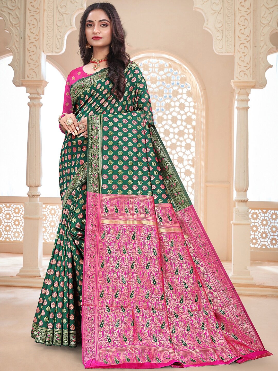 

Pisara Ethnic Motifs Woven Design Zari Silk Cotton Saree, Green