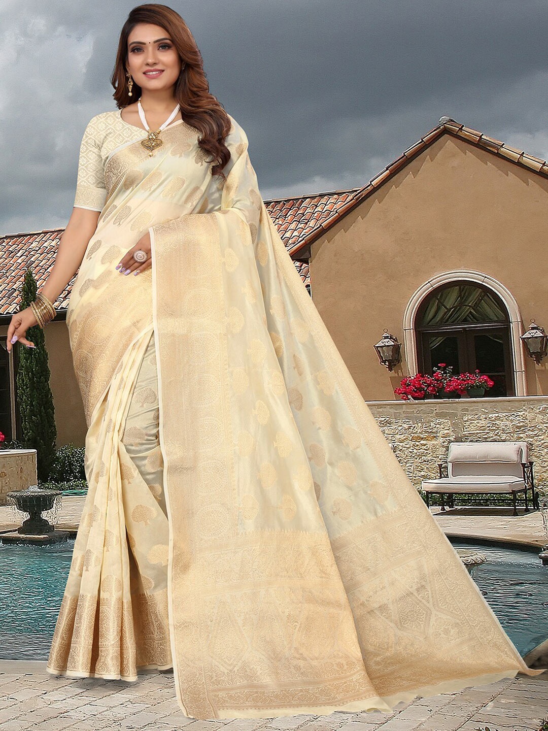 

Pisara Ethnic Motifs Woven Design Zari Organza Saree, Beige