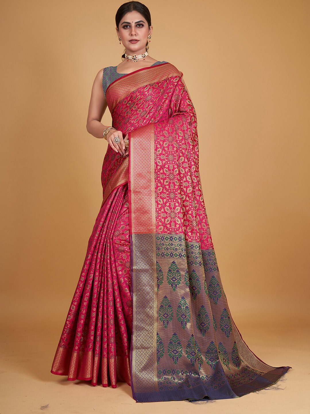 

Pisara Ethnic Motifs Woven Design Zari Silk Cotton Patola Saree, Pink
