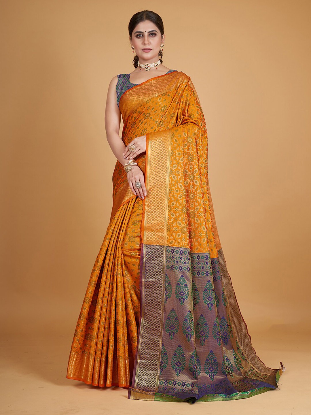 

Pisara Ethnic Motifs Woven Design Silk Cotton Patola Saree, Mustard